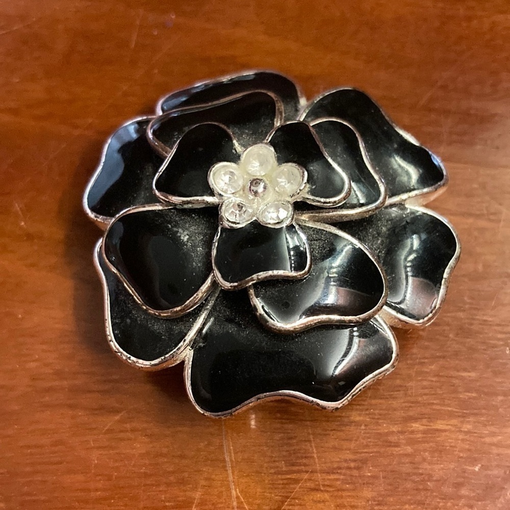 Vintage Flower Enamel Brooch